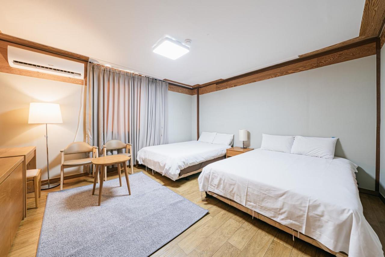 Jeju Miracle Hotel Exterior photo