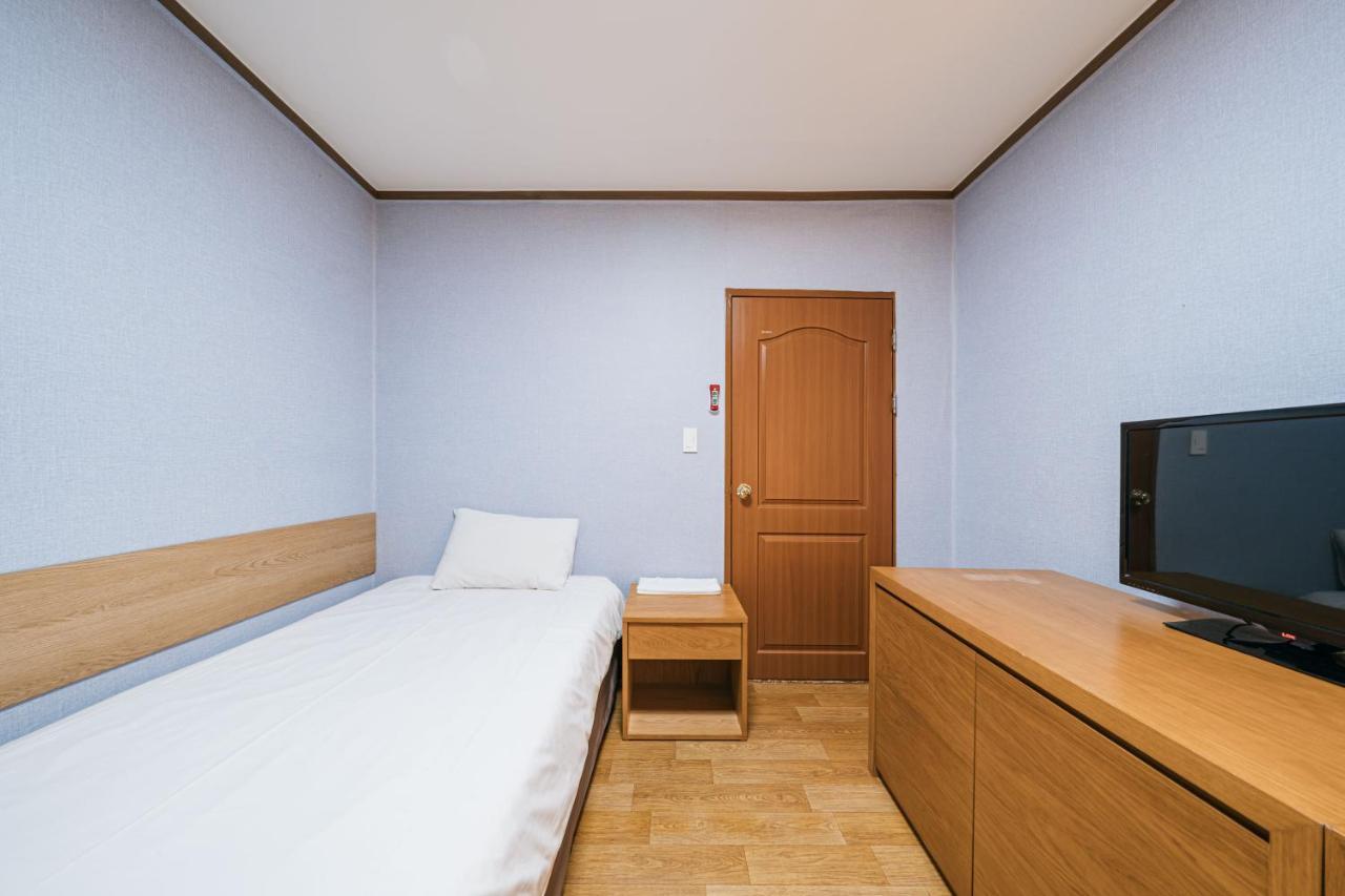 Jeju Miracle Hotel Exterior photo