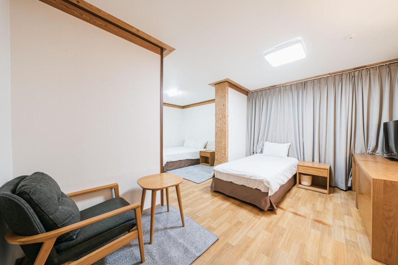 Jeju Miracle Hotel Exterior photo