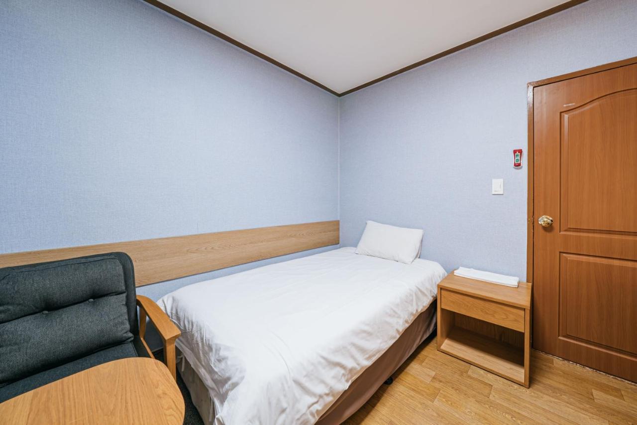 Jeju Miracle Hotel Exterior photo