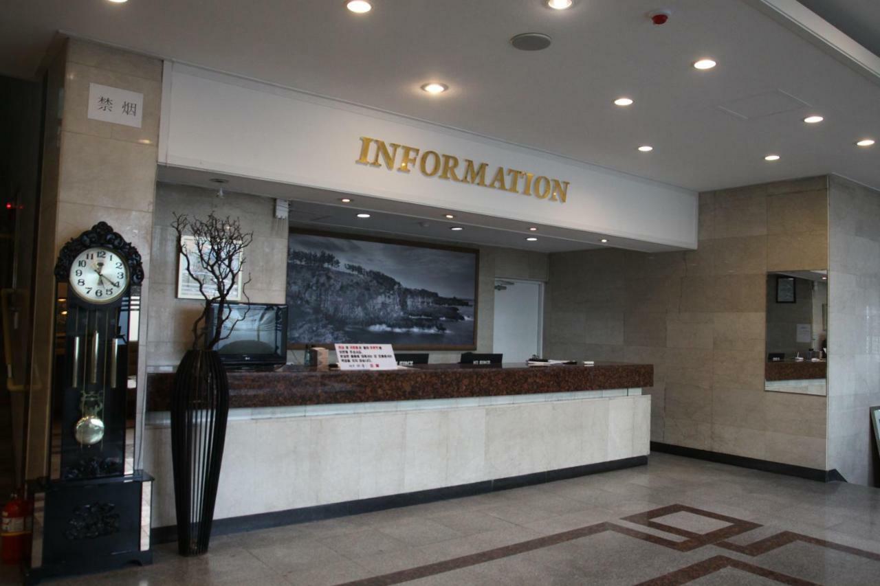 Jeju Miracle Hotel Exterior photo