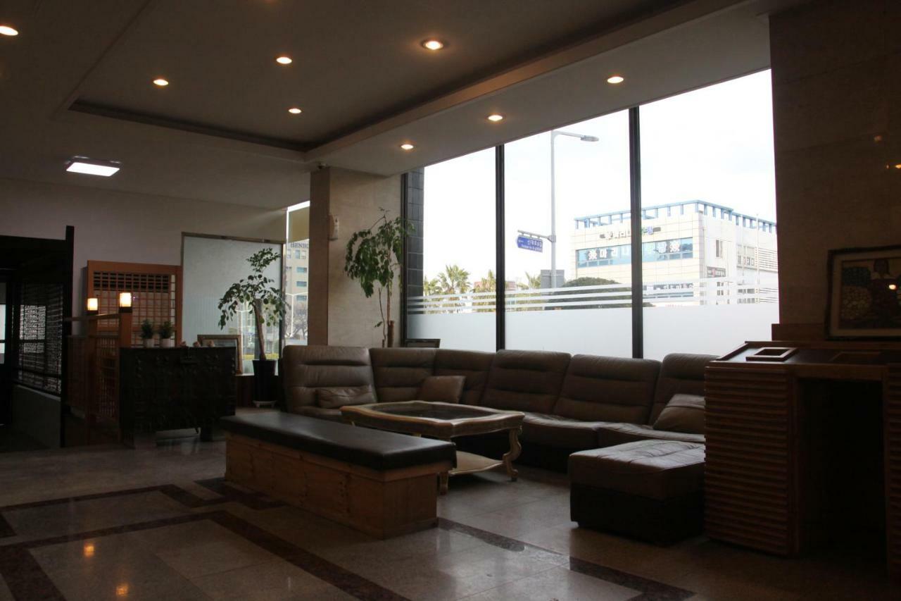 Jeju Miracle Hotel Exterior photo