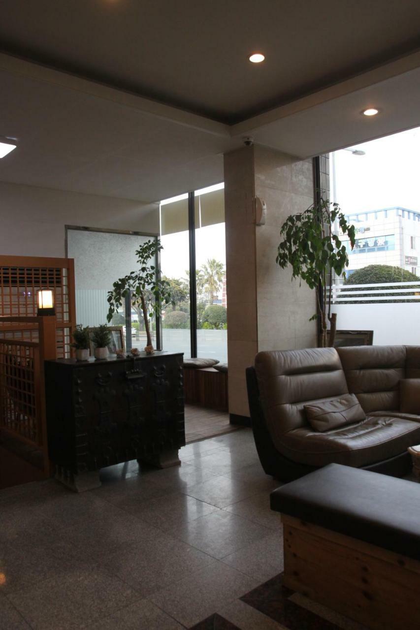 Jeju Miracle Hotel Exterior photo